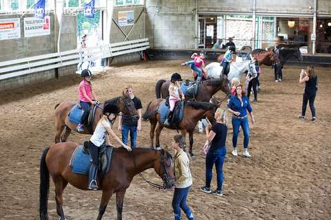 JeugdSportPas – paardrijden bij Hippisch Centrum Velsen